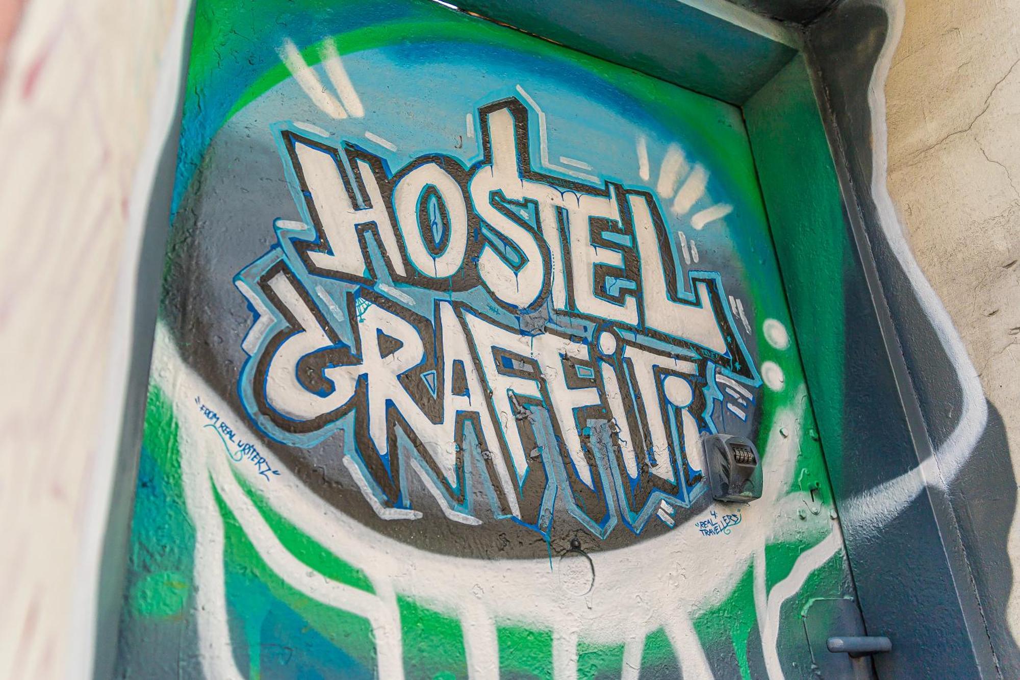 Hostel Graffiti Kraków Eksteriør billede