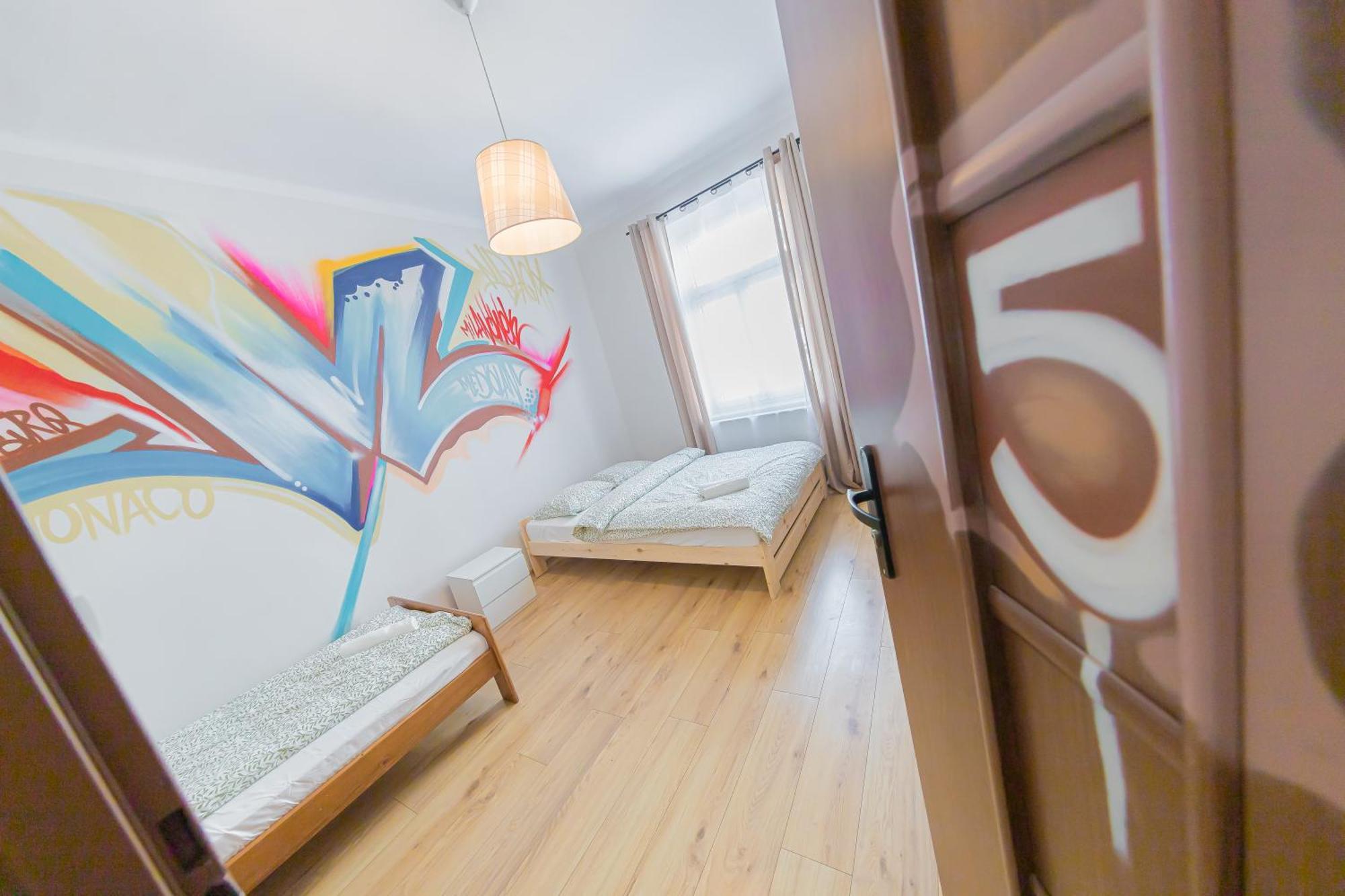 Hostel Graffiti Kraków Eksteriør billede