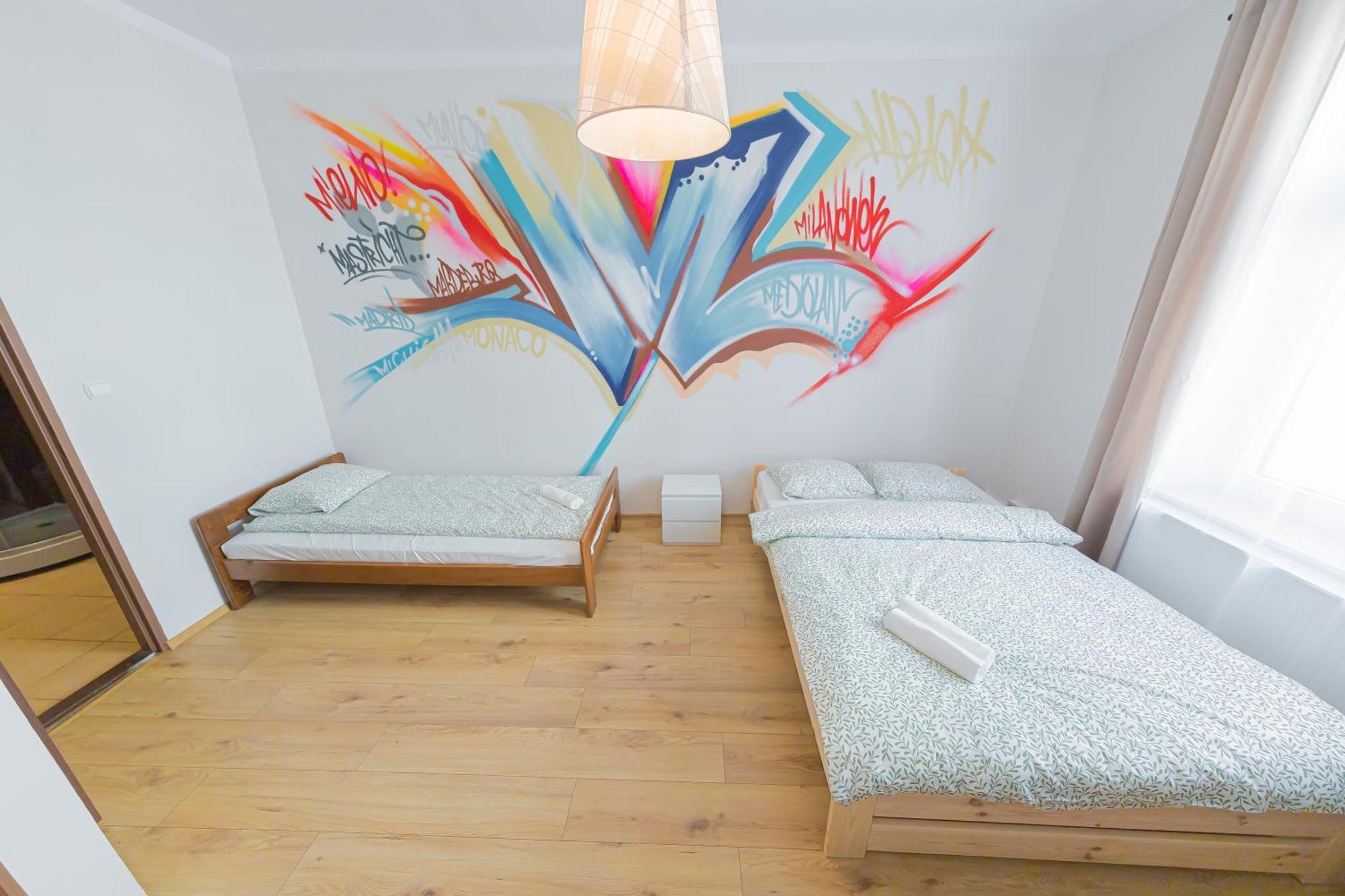 Hostel Graffiti Kraków Eksteriør billede